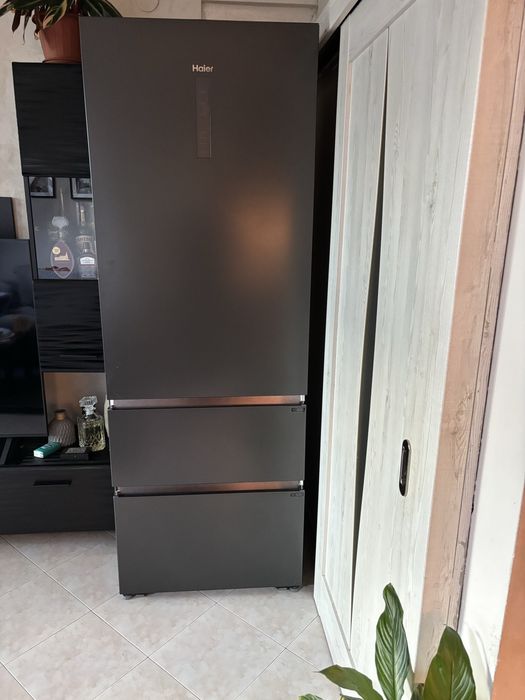 Хладилник с долен фризер HAIER HTW 7720 ENPT 200.00 см