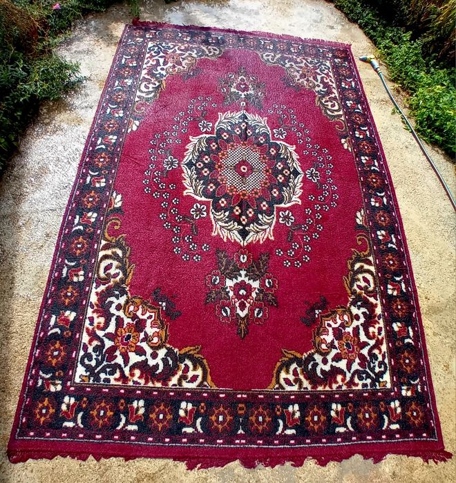 Персийски килим 180/270 см
