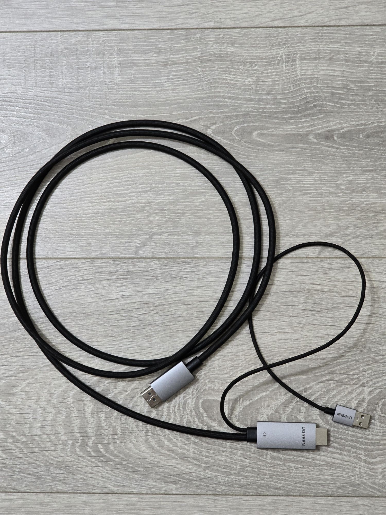 Cablu Ugreen HDMI la DisplayPort + USB-A pentru alimentare