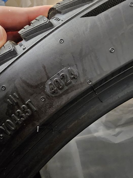 2 auciucuri de iarna an 2024, DOT 4024, Pirelli, 285 35 20