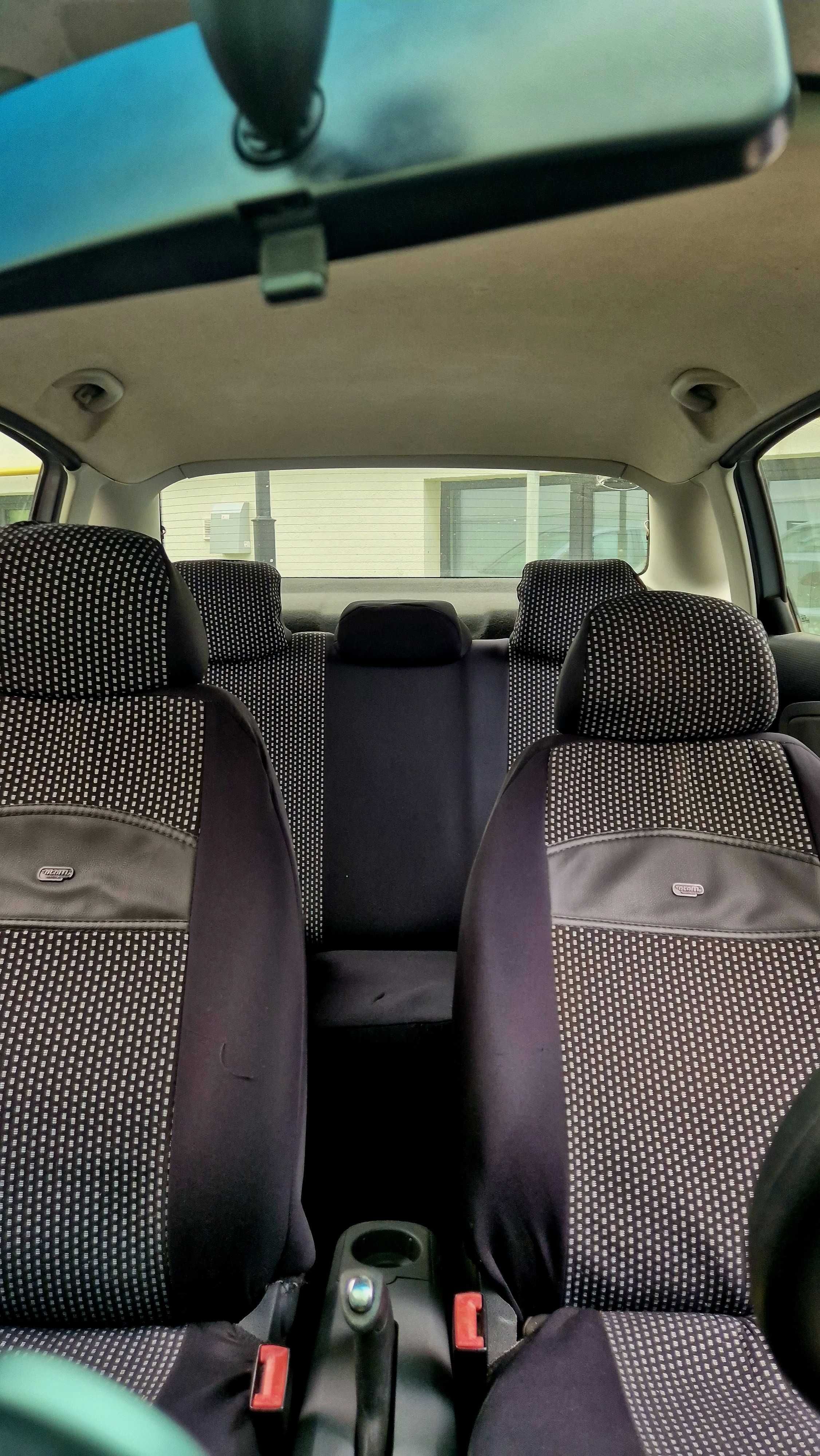 Vând Seat Cordoba