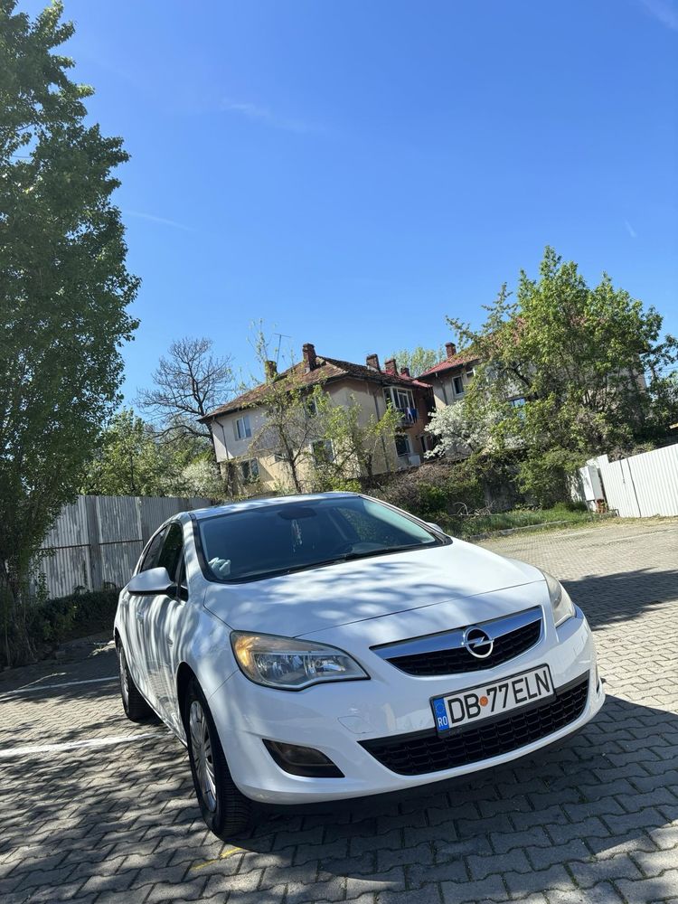 Vand opel astra j