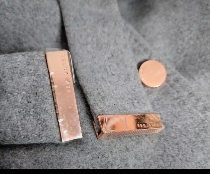 Ново палто Ted Baker , размер М/2