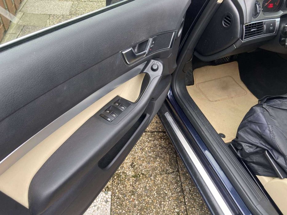 Автомобил Audi A6