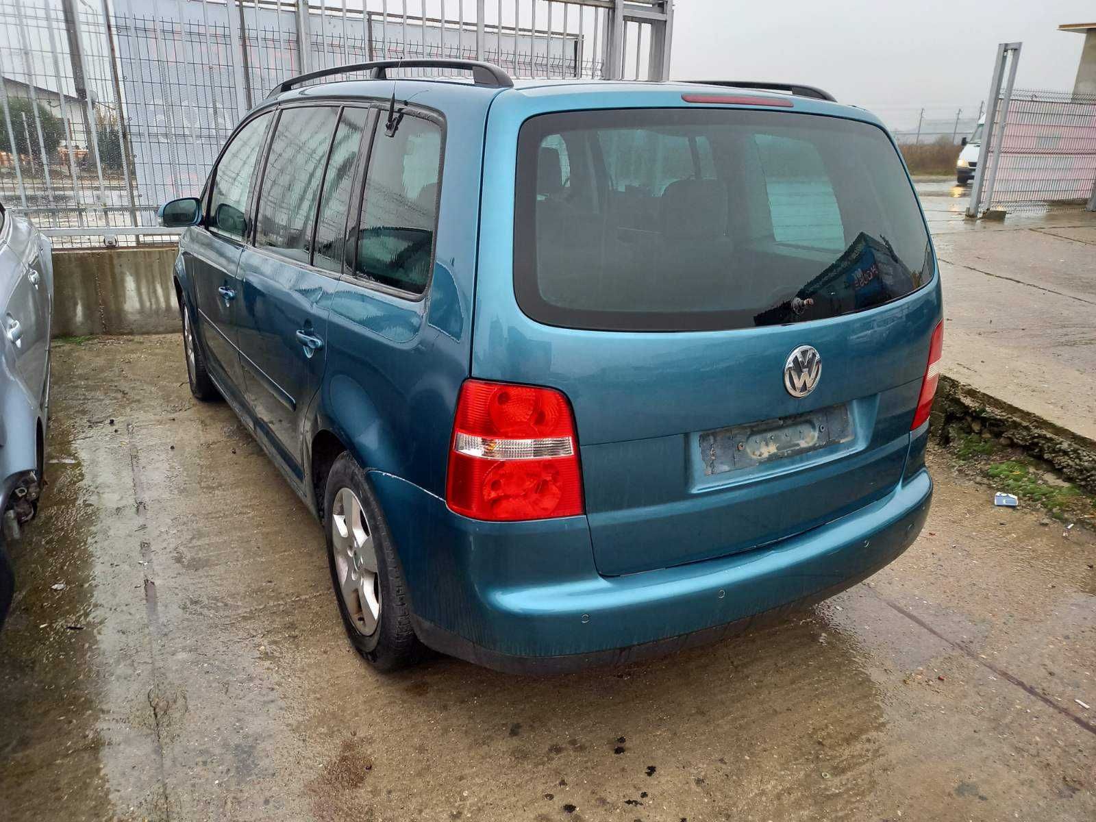 VW TOURAN 1.9 TDI 100 к.с. "BKC" ръчна скоростна кутия 2004г. на части