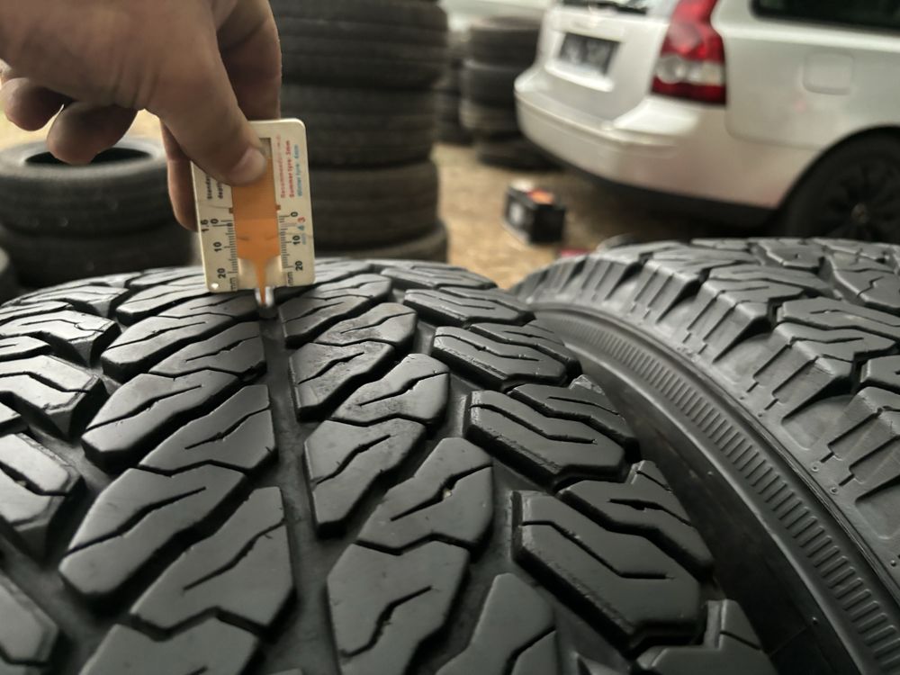 31x10.50 R15 2бр летни гуми