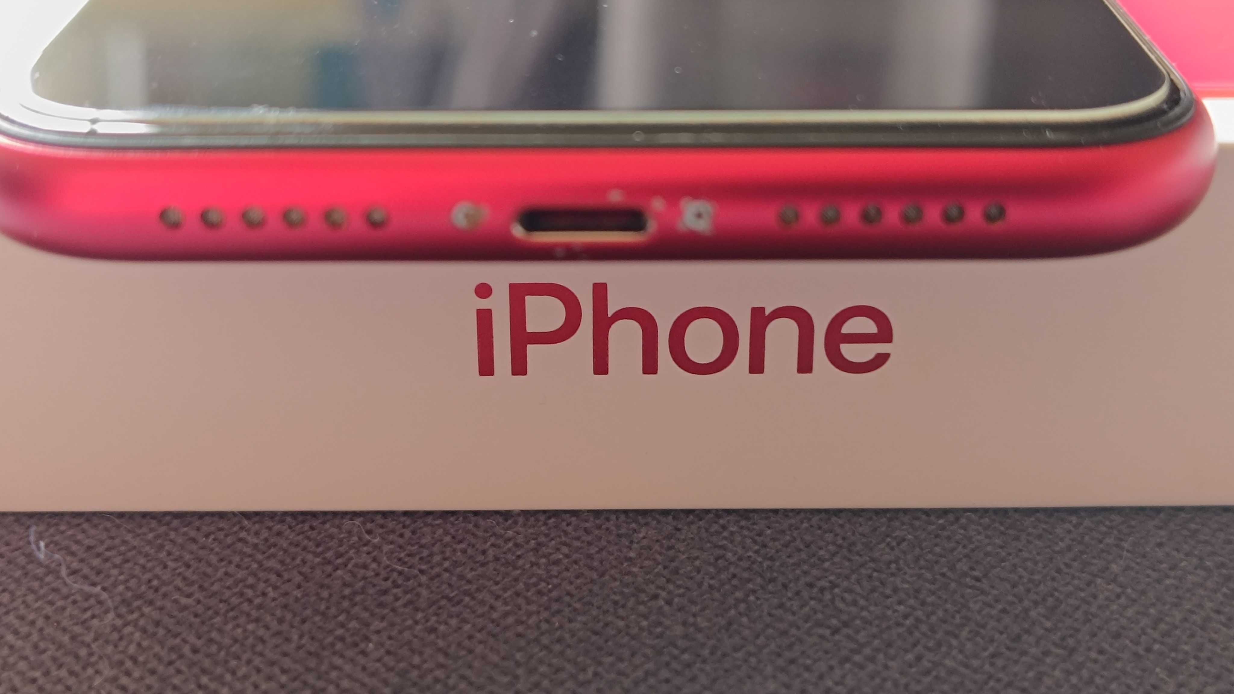 iphone 11 64gb червен