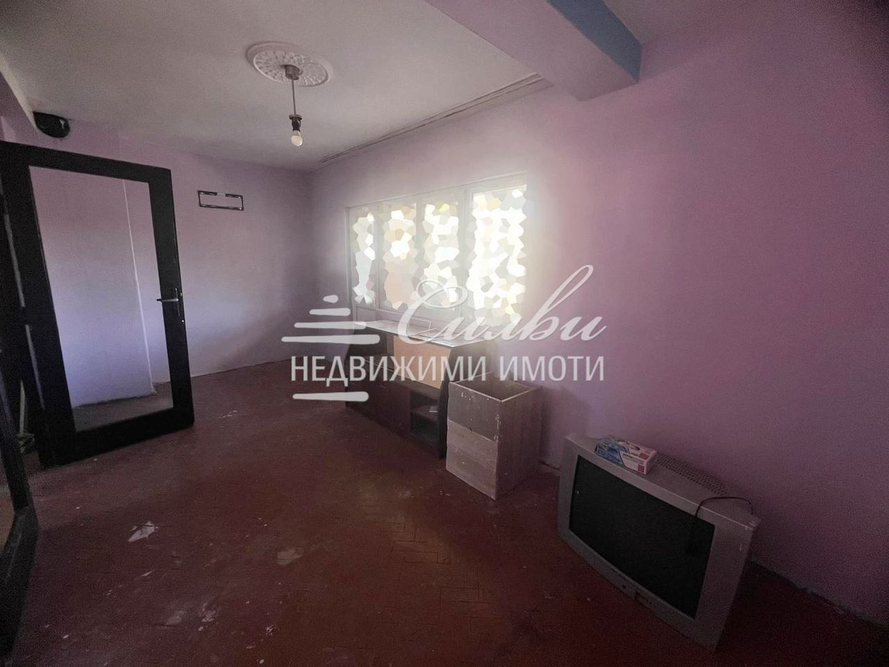 Продава се Четиристаен апартамент в Шумен, Добруджански - 90 кв.м за 1145 €/кв.м - Снимка #4