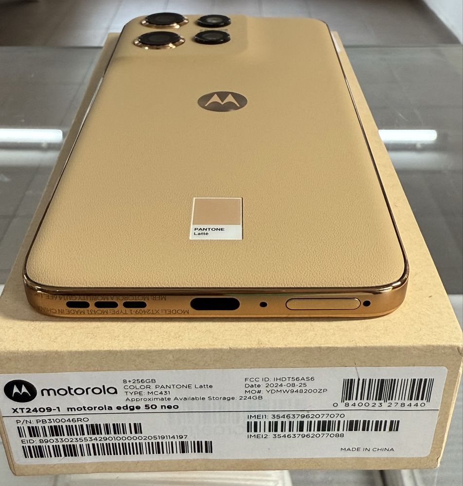 Motorola edge 50 neo Pret 1000 lei