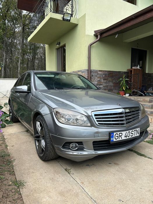 Vând Mercedes C class w204