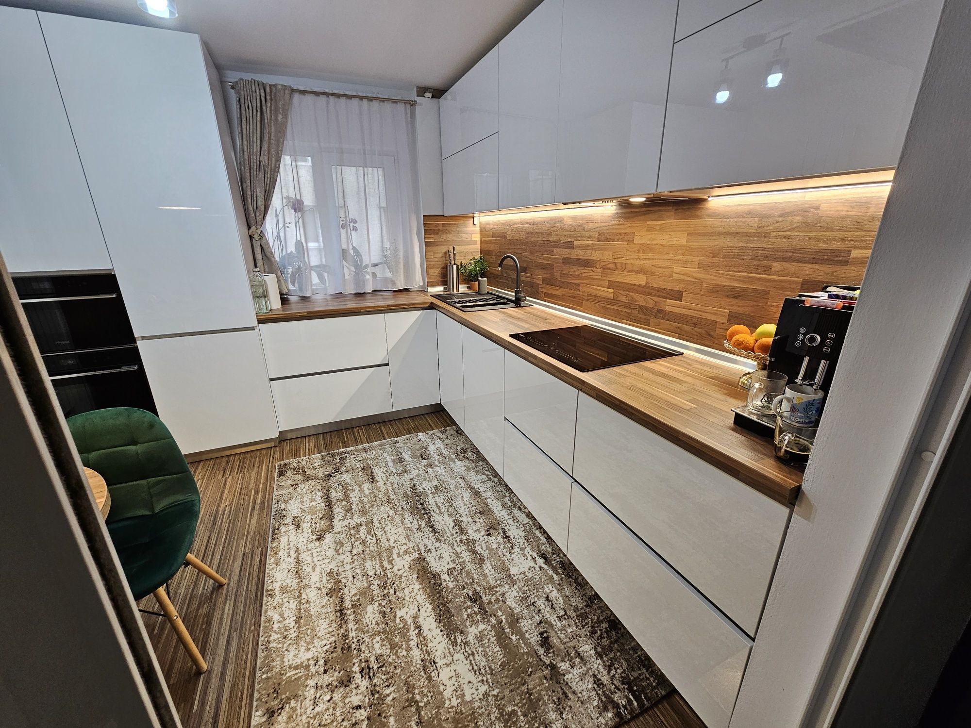 Apartament 4 camere