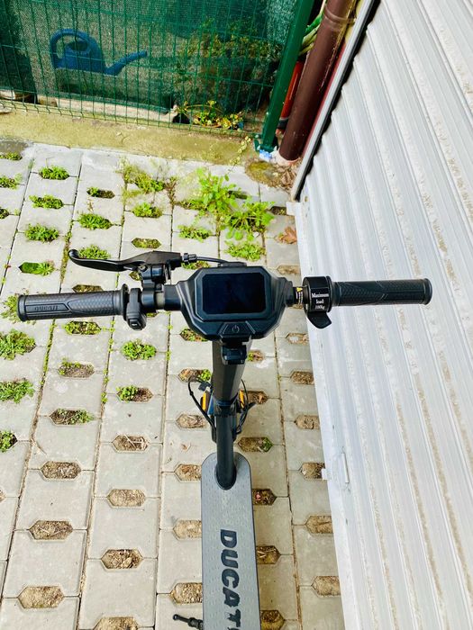 РАЗПРОДАЖБА !!! Ел. тротинетка Ducati Pro-II Plus, 376 км.