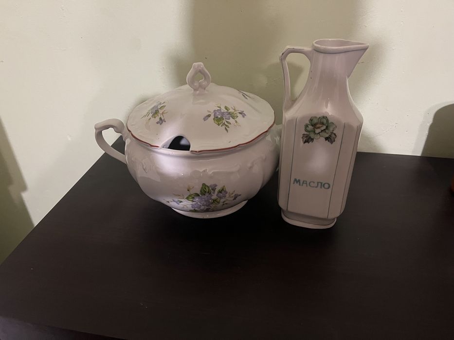 Стари съдове от соца