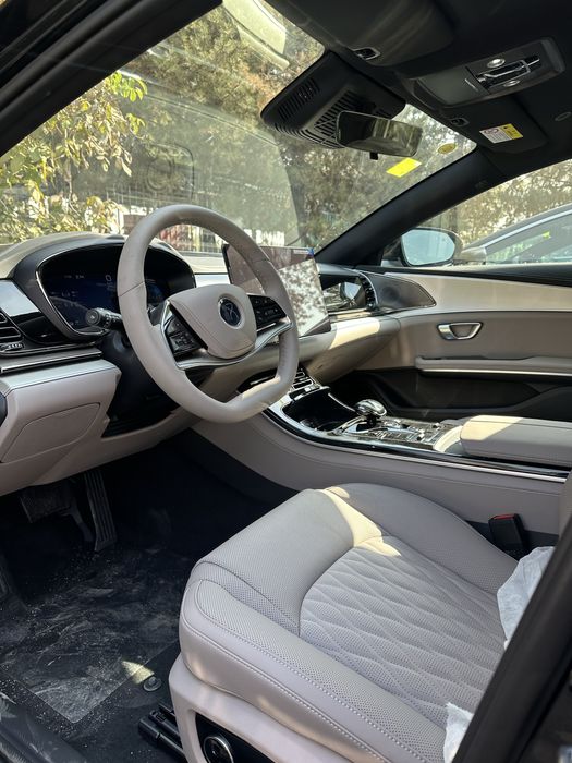 BYD HAN smart drive 605km