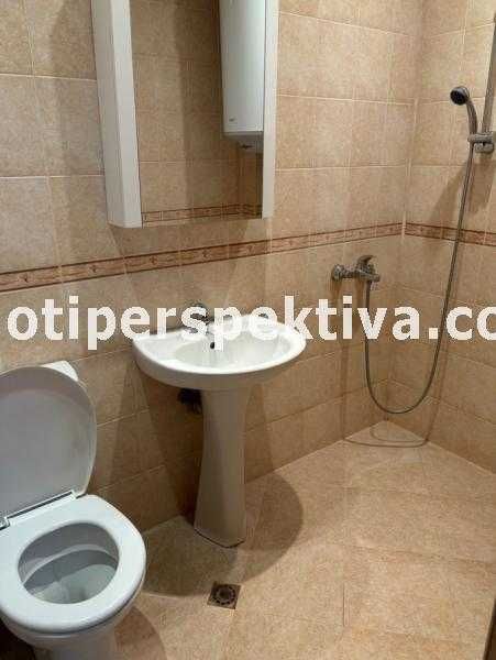 Продава се Двустаен апартамент в Пловдив, Център - 65 кв.м за 2119 €/кв.м - Снимка #8