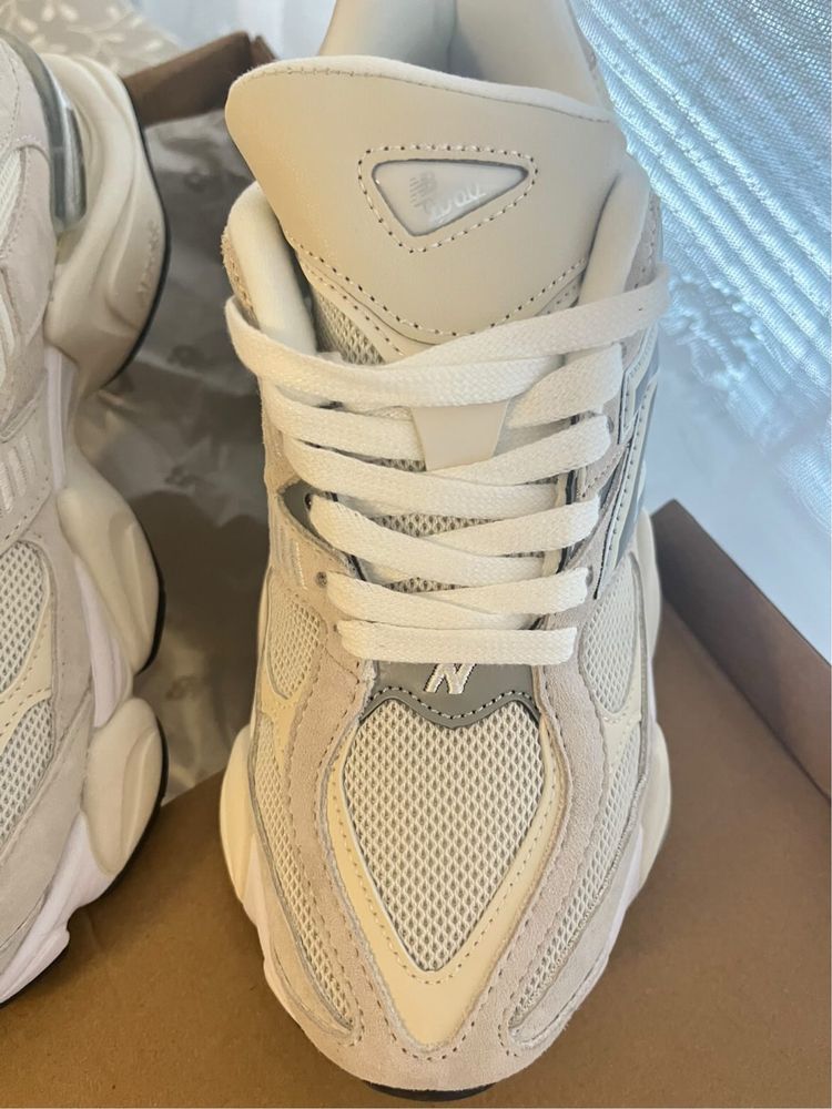 Обувки New Balance 9060