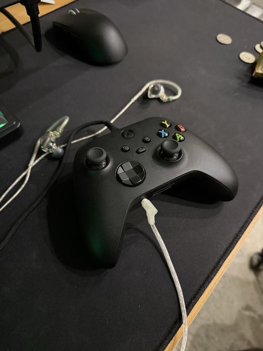 Обмен xbox геймпад на Dual sense ps5