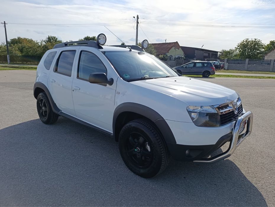 Dacia Duster 4x4 1.5dCi 110 cp Euro 5 2012 klima/bulbar/proiectoare