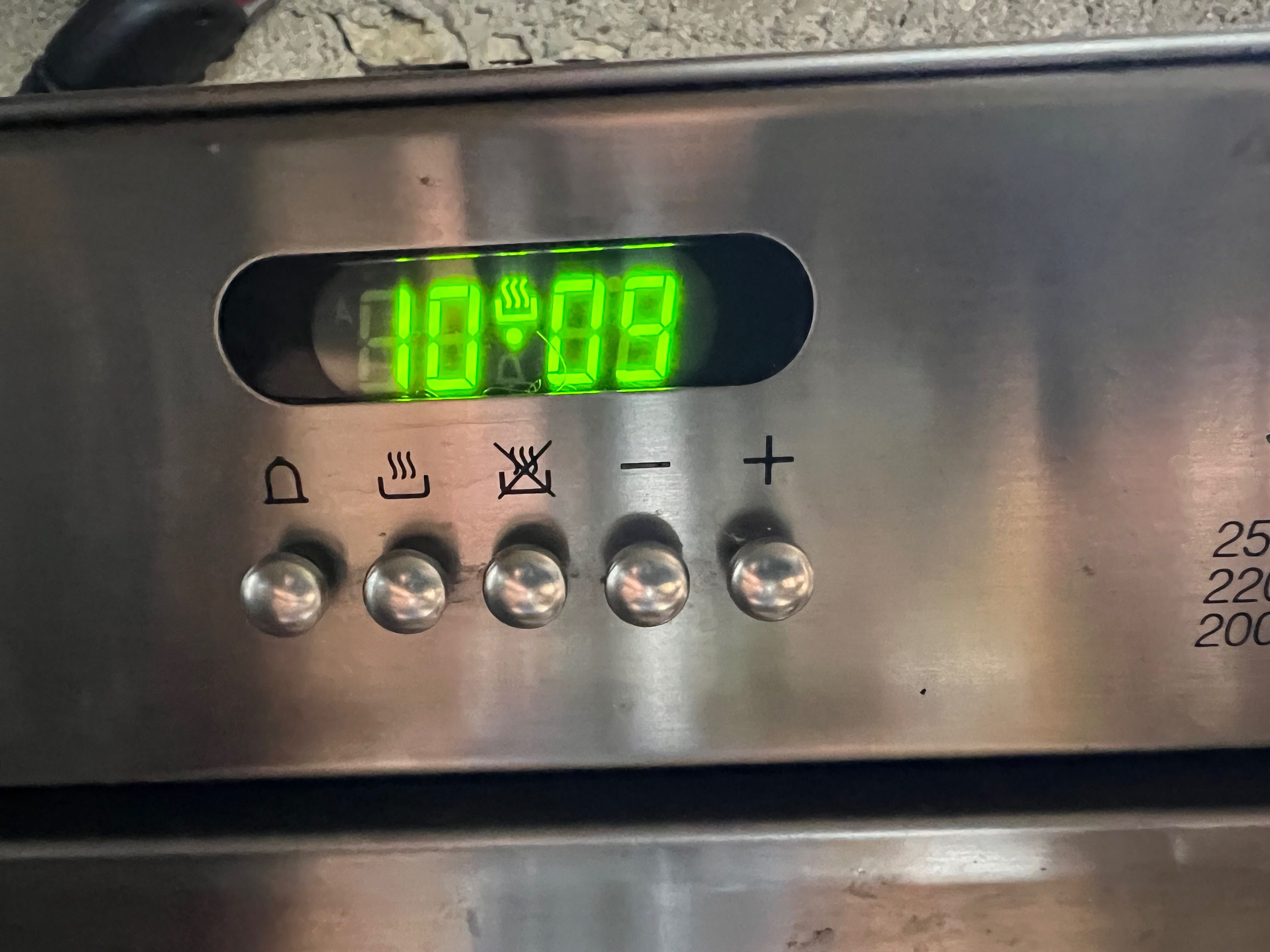 Smeg двойна фурна за вграждане