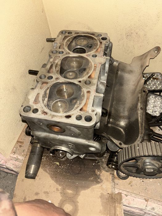 Ауди 2.6 головки правый левый