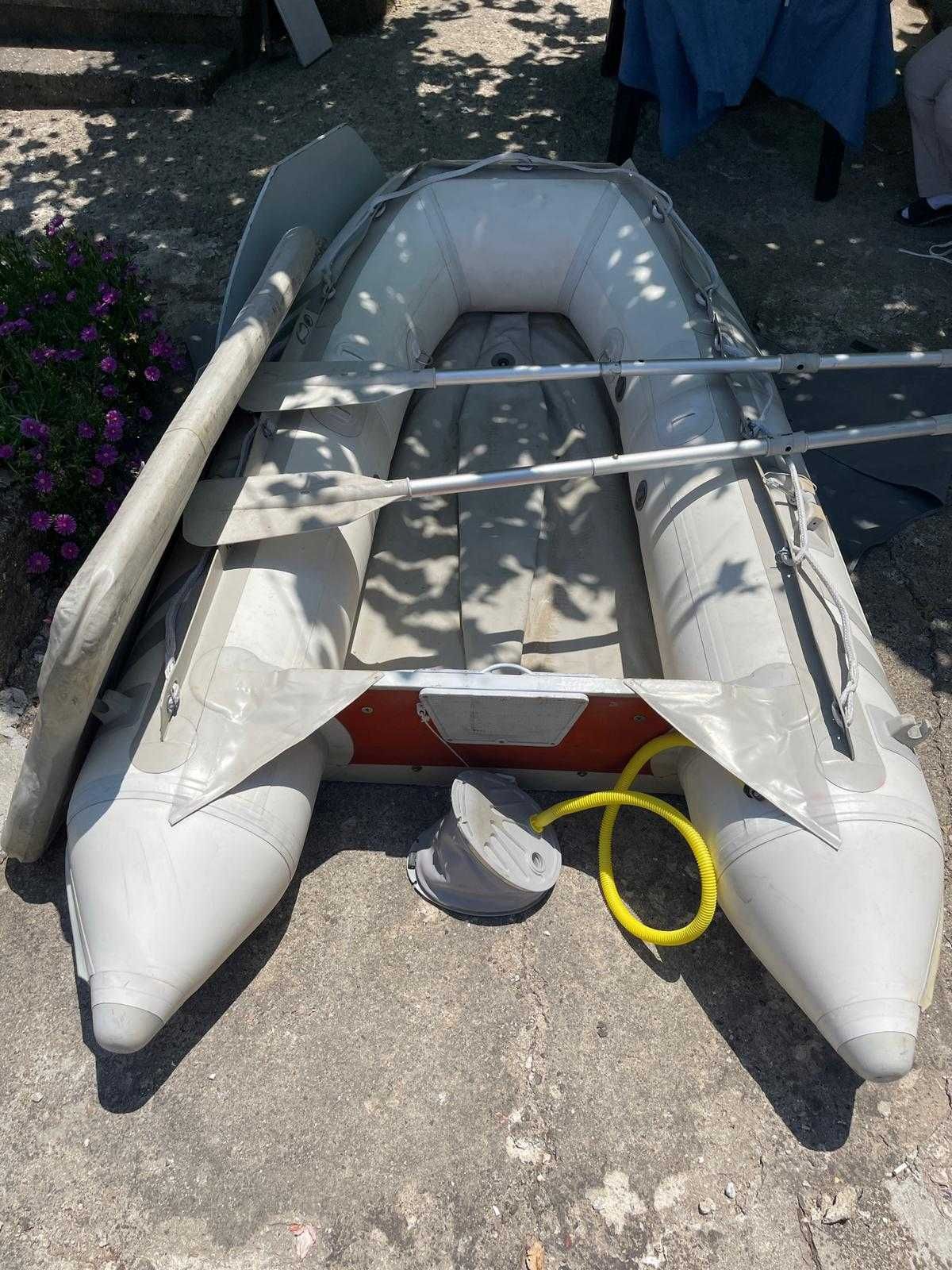 Лодка AquaSmart и Suzumar.