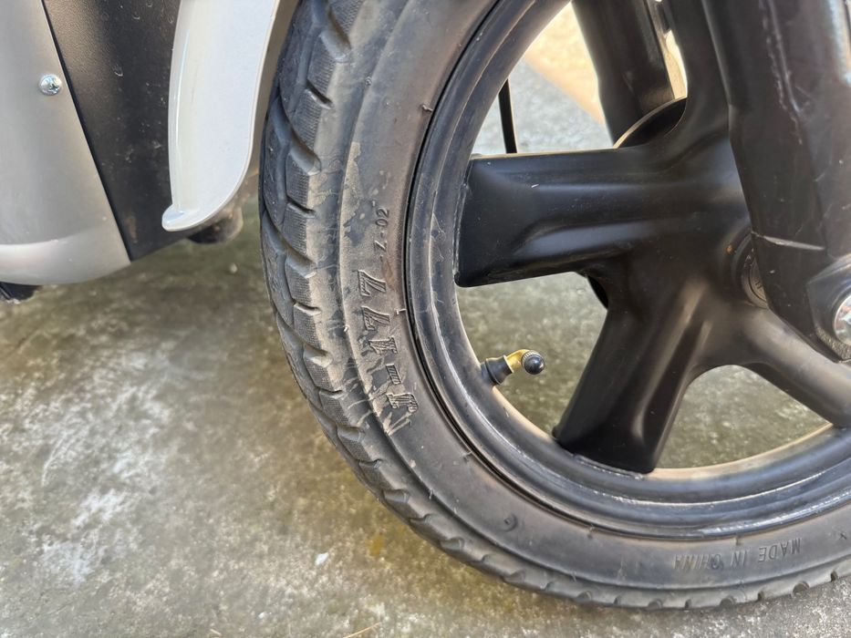 Електрически мотор закупен от град русе не изискват номера и книшка