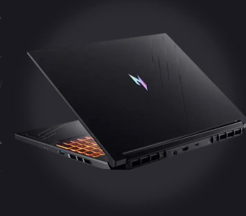 Acer Nitro 16 165Hz. RTX4050  16/512