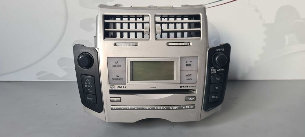 Музика Toyota Yaris 2008г.