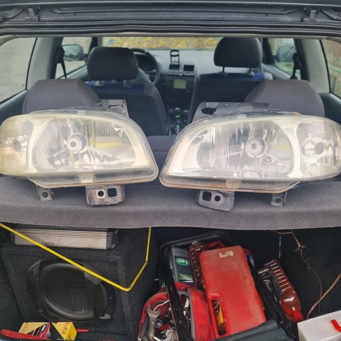 Части фарове и лед лампи оригинални