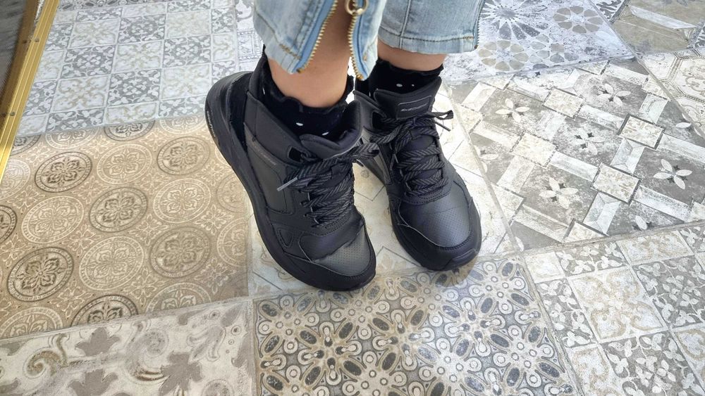Маратонки Skechers Goodyear 37 1/2