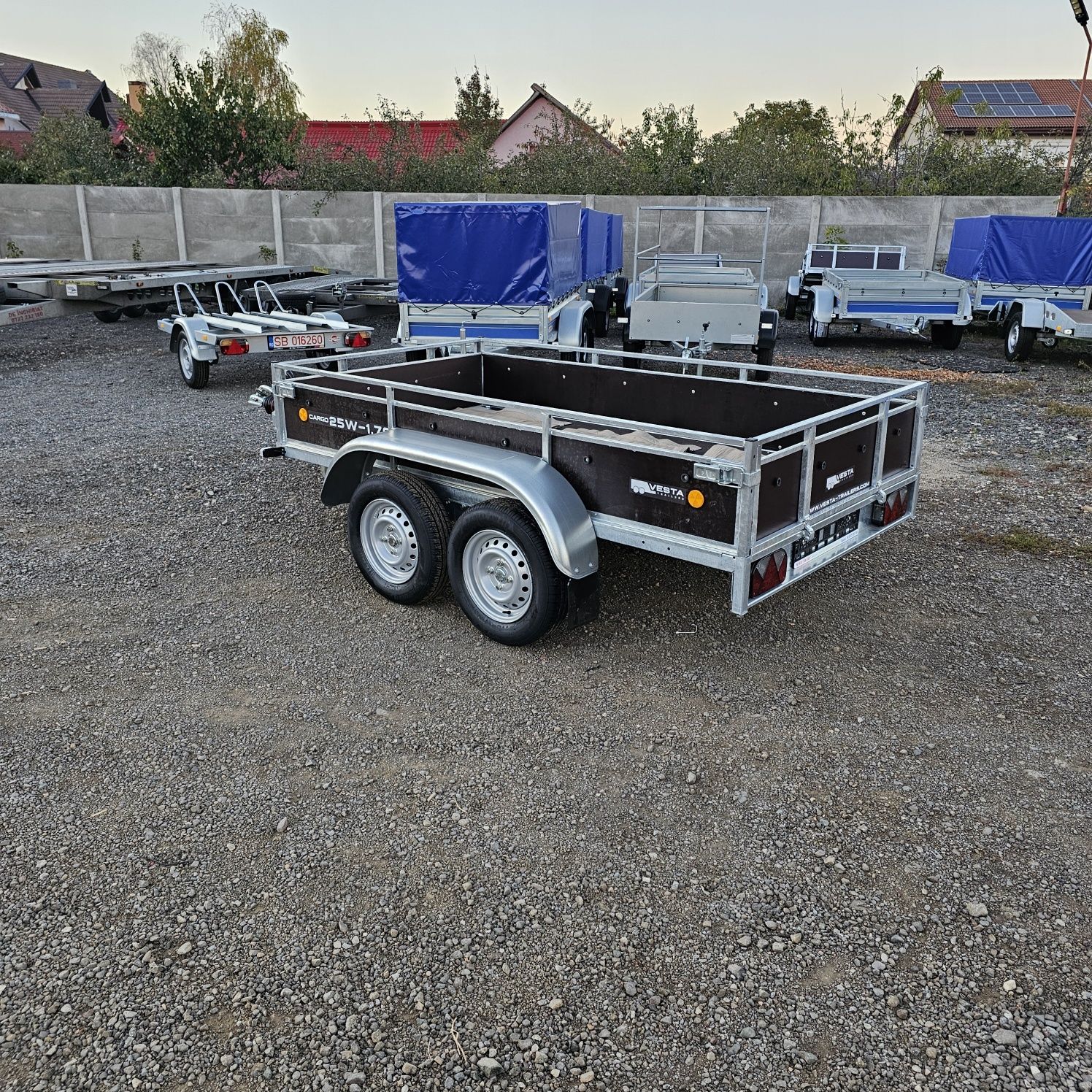 Vesta Light 25 W  1,300 kg