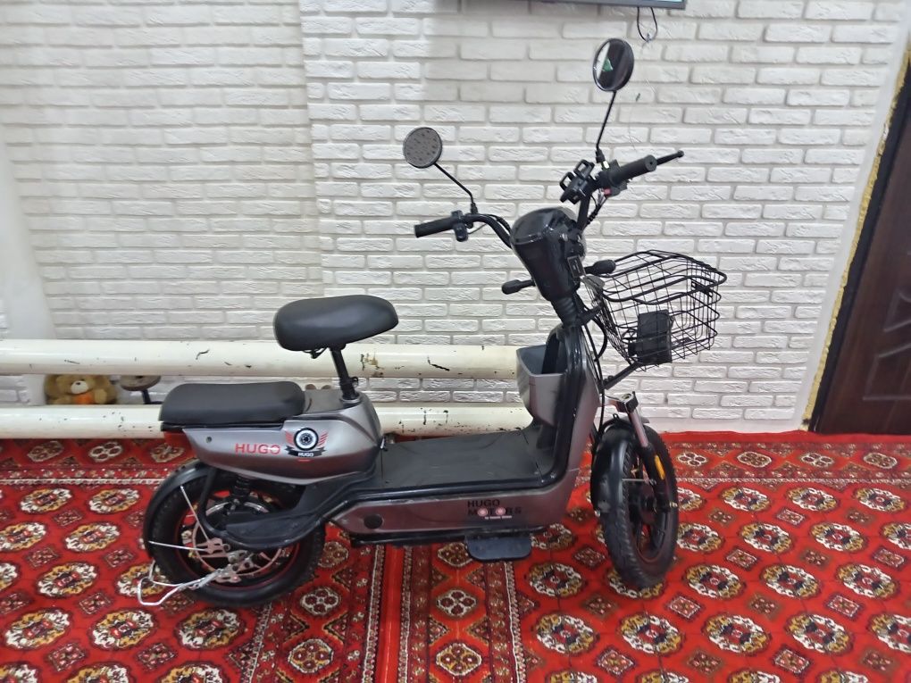 Skuter HUGO sotiladiy Narxiy 350