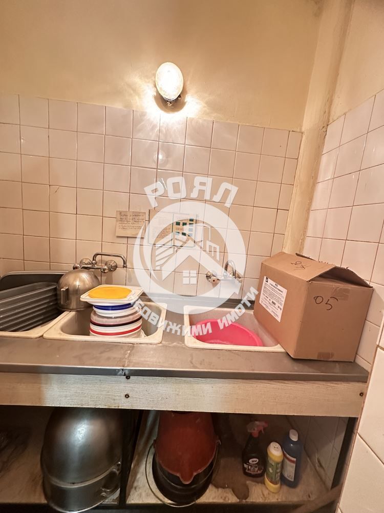 Дава се под наем Заведение в Пловдив, Христо Смирненски - 200 кв.м за 1428 € - Снимка #4
