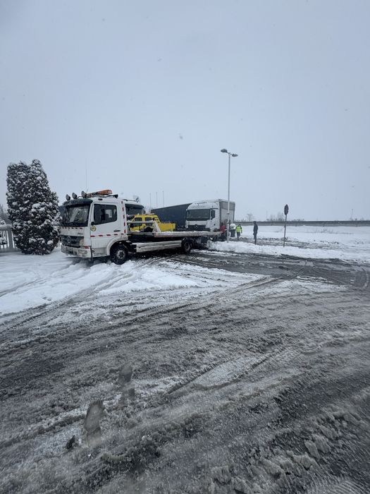 Vulcanizare Mobila Service Mobil Tractari Auto TIR