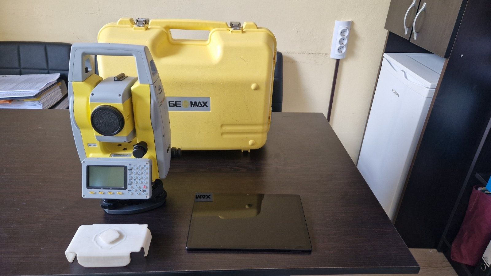 Тотална станция GeoMAX Zoom10