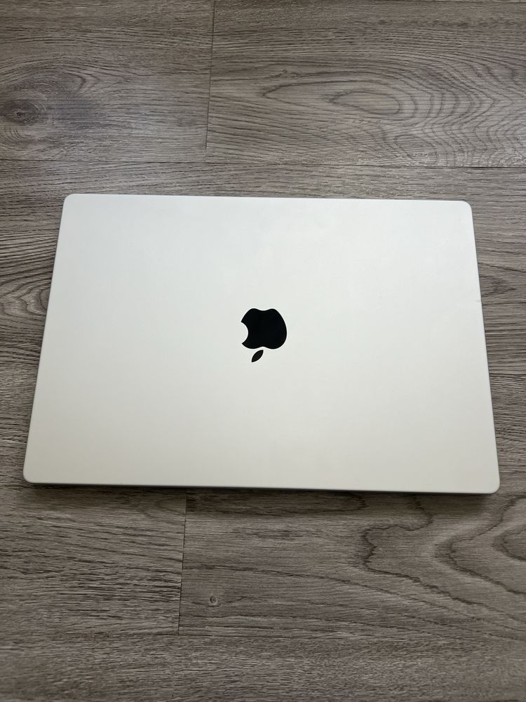 Apple MacBook Pro 16 Silver M3 Max 16-Core, GPU 40-Core, 48 GB, 1TB