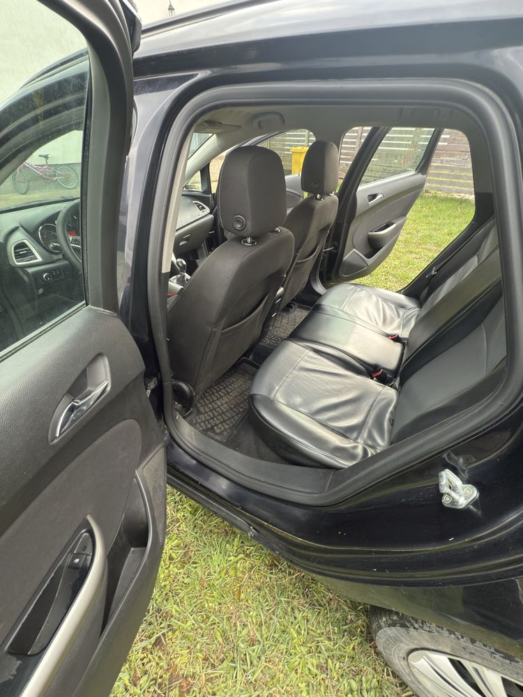 Opel Astra J CDTI 1.7
