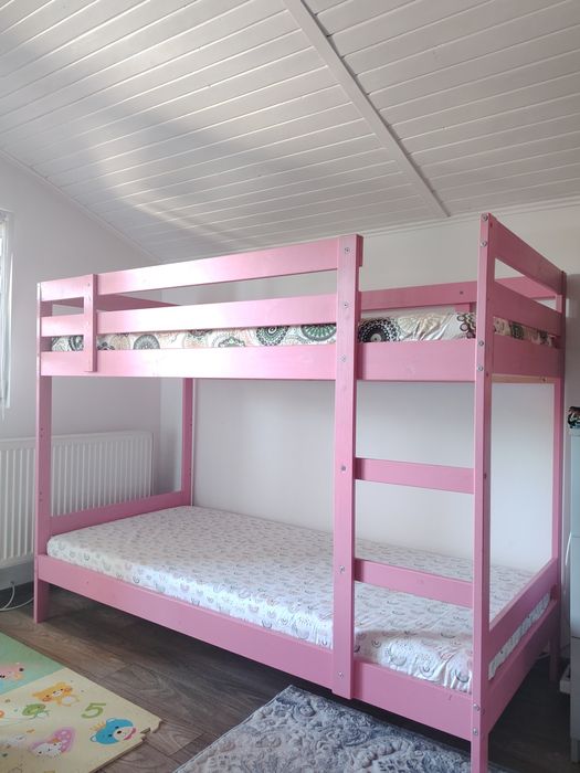 Pat suprapus Ikea, roz, 90x200 cu saltele incluse