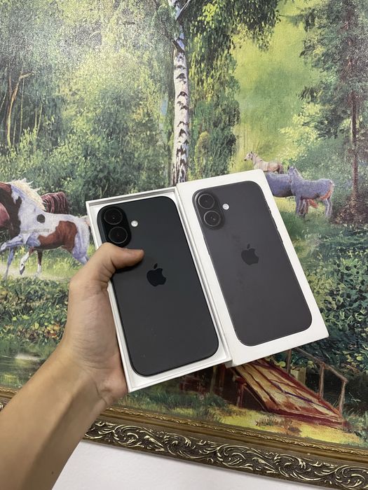 Продам срочно iPhone 16 128GB