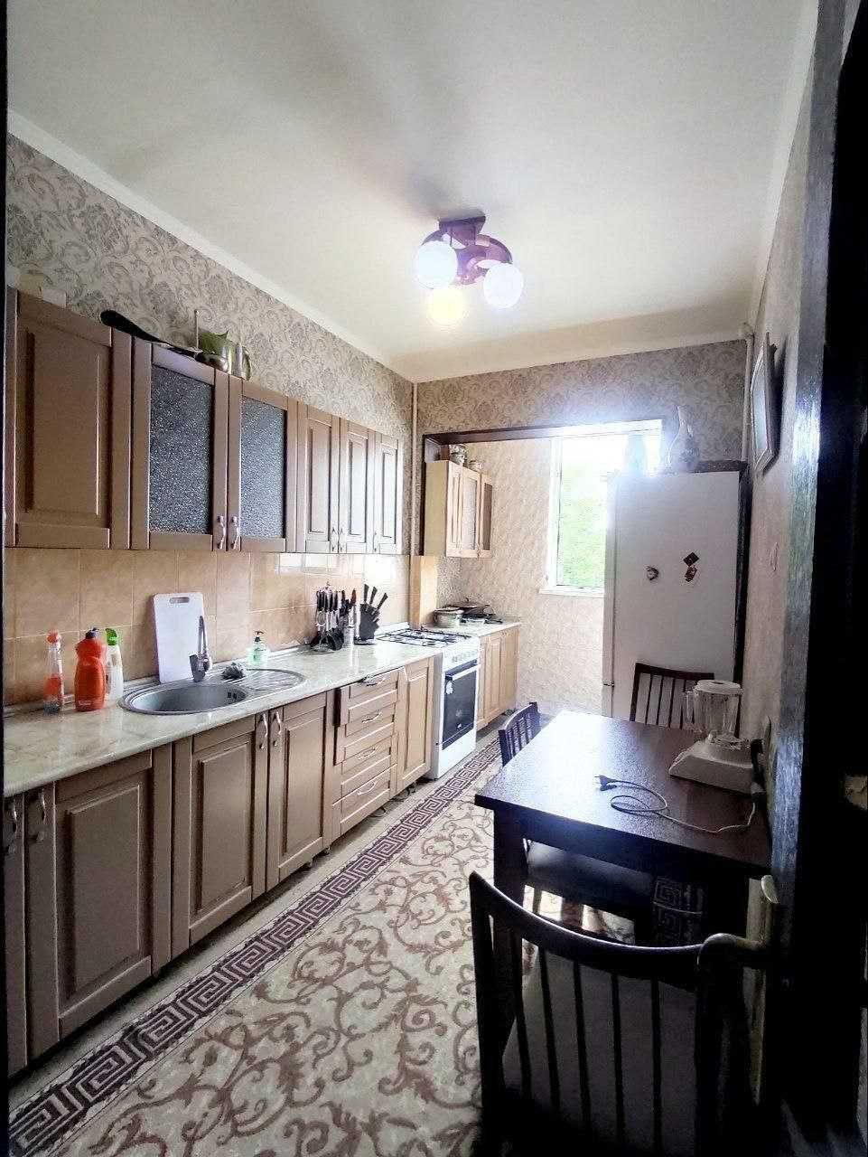 Дружба Народов, продам квартиру 3/4/9, 65 м2