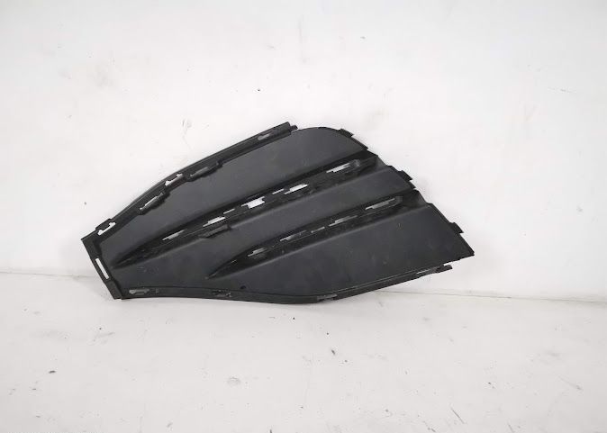 AMG решетка за проектор, дясна, оригинална Мерцедес-Бенц ГЛА-Клас / Me