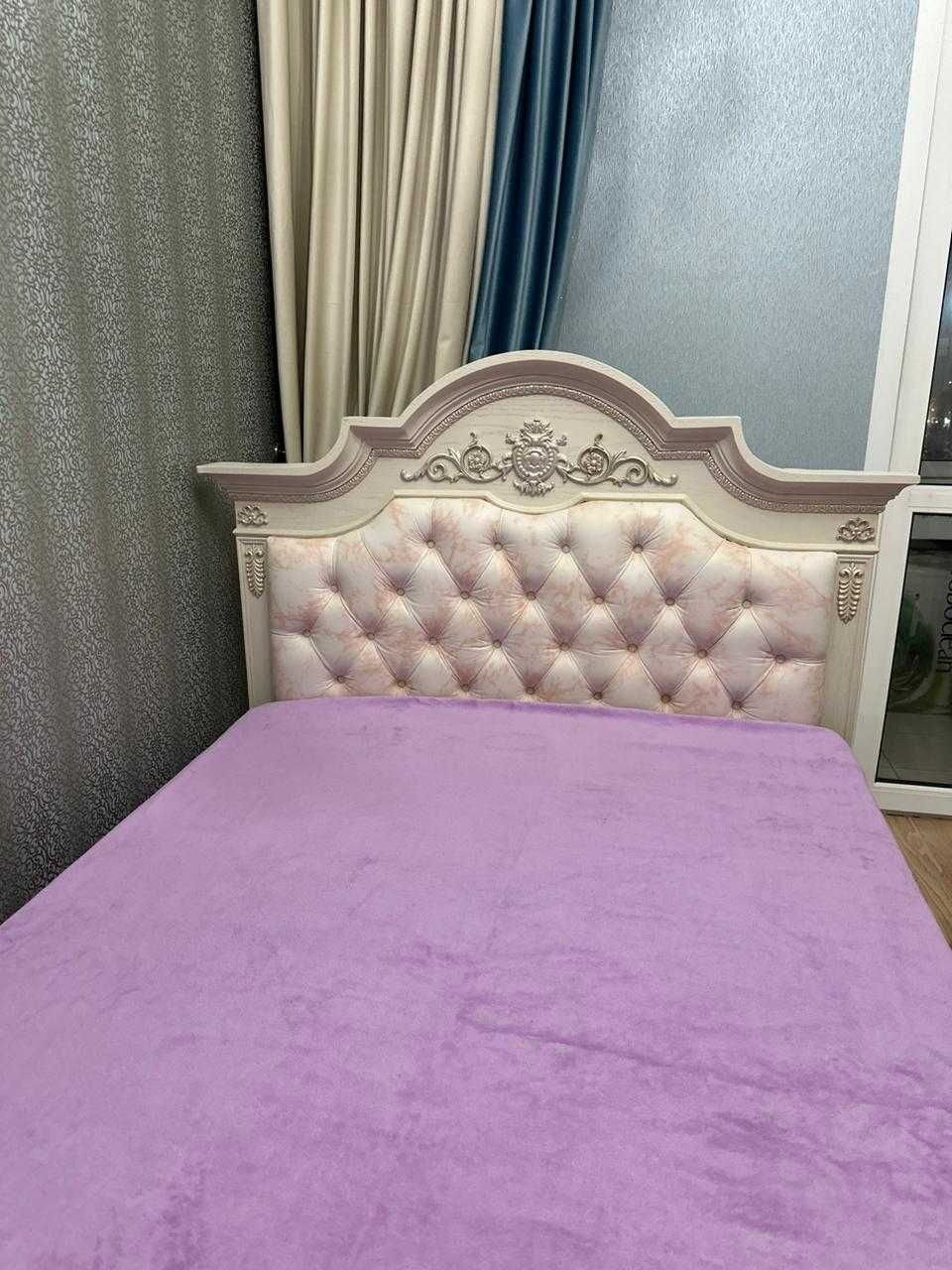 Кровать-полуторка