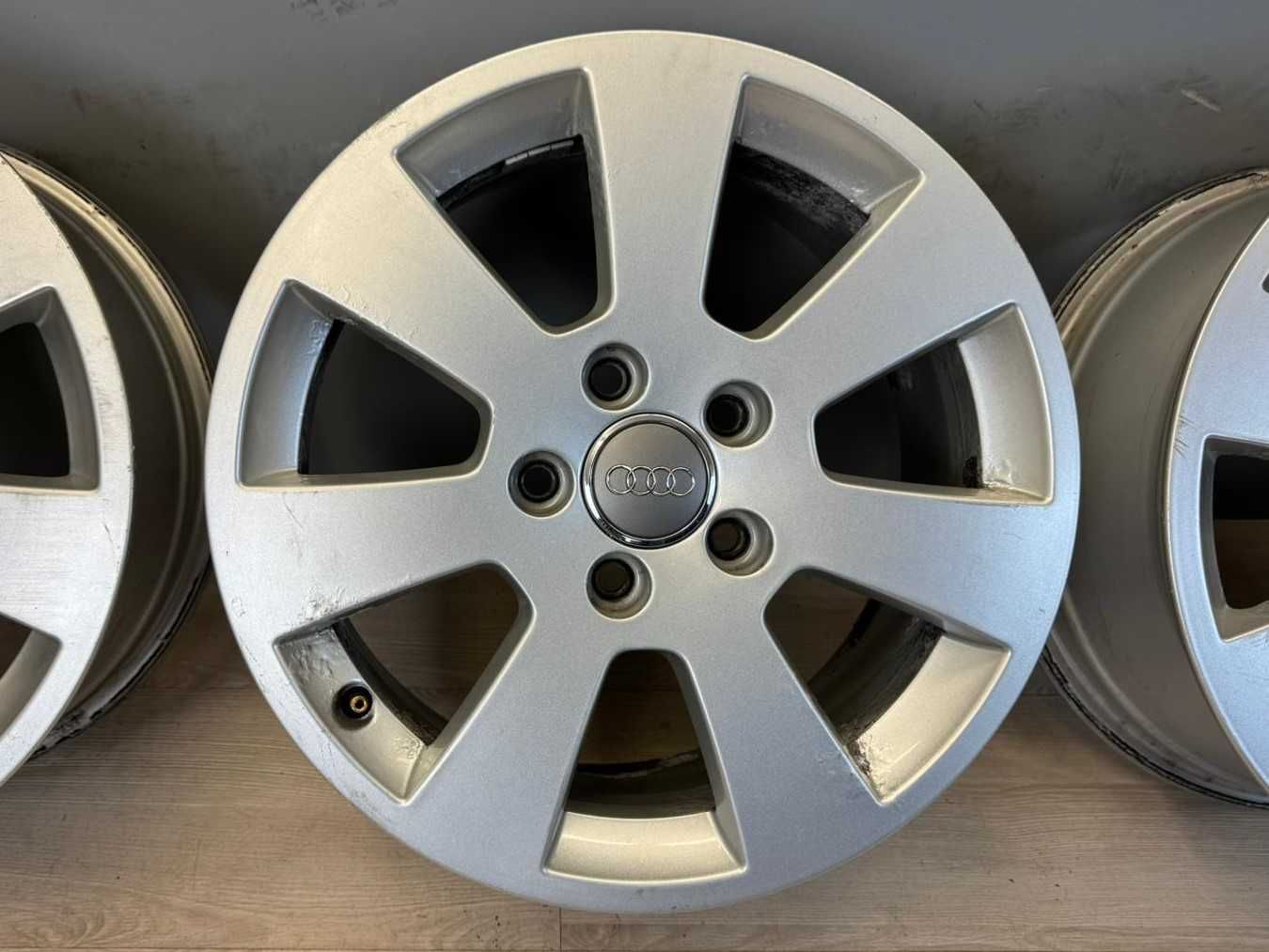 Jante Audi 5x112 R16 A3 (8P, 8V), A4, A6, TT; VW Golf, Skoda, Seat