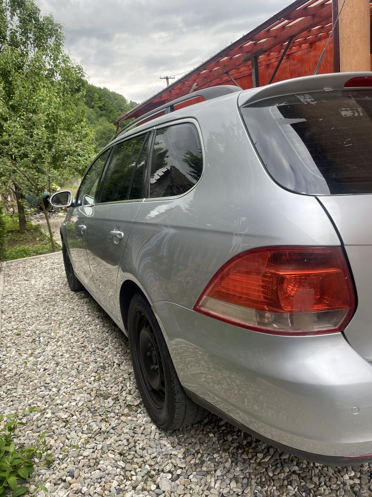 Vând VW Golf 5 Break 1.9 tdi