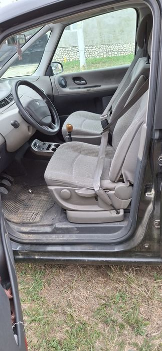 Dezmembrez Renault espase 2,2 dizel zabrani județul Arad