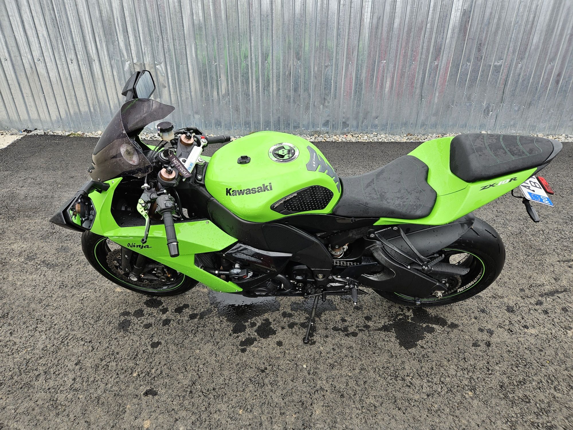 Kawasaki ninja zx10r