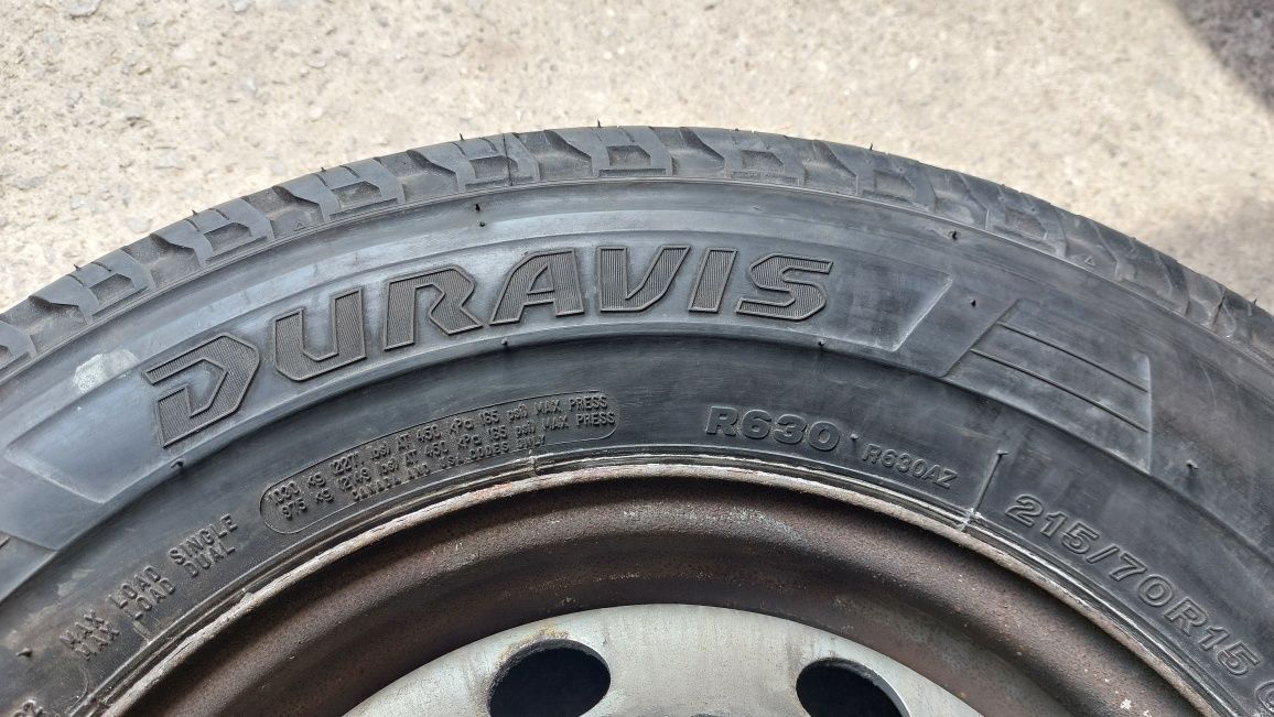 Лятна гума за Бус 215/70/15 C Bridgestone Duravis  1 брой
