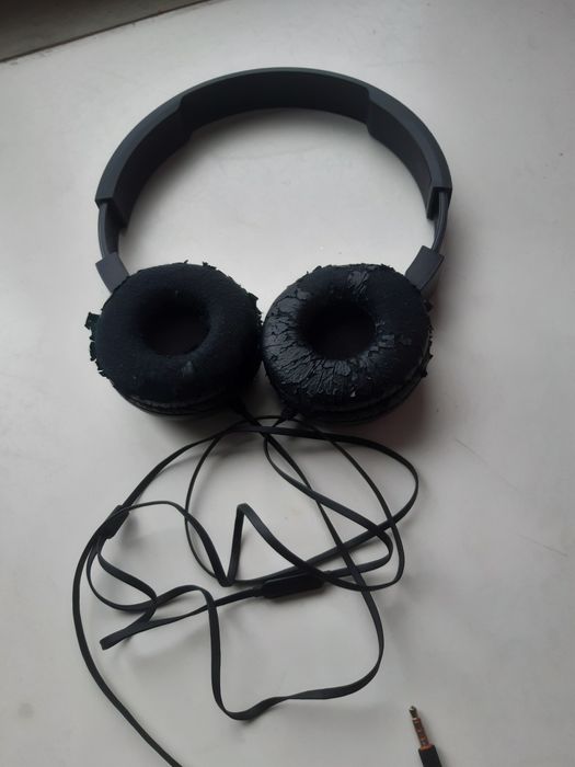 Наушники JBL проводные