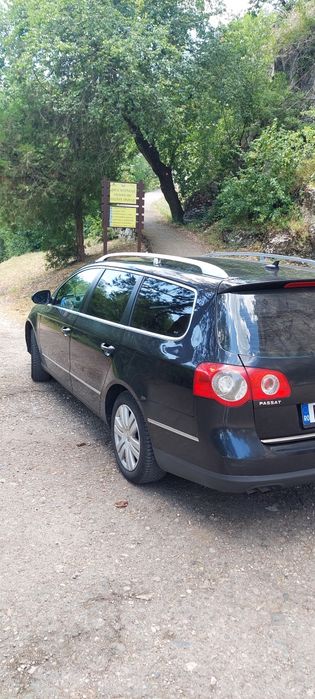 Vând passat b6 1.9 d