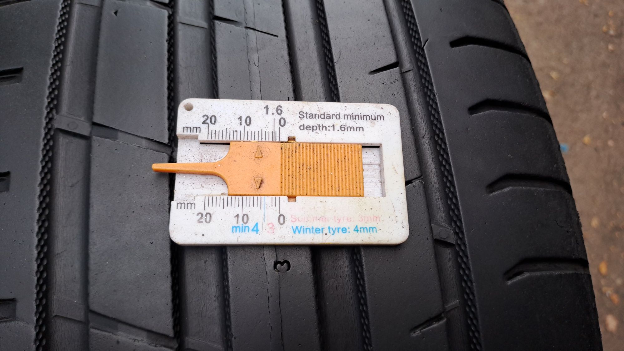 2бр. 225/45/17 Nokian Powerproof